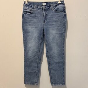 Time and Tru Women's Light Blue Jeans